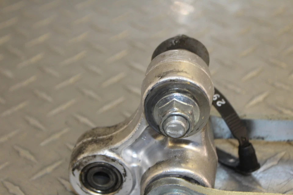 2000 SUZUKI SV650 SV 650 ЗАДНИЙ DOGBONE АМОРТИЗИРУЮЩЕЕ ЗВЕНО - Изображение 2 из 4