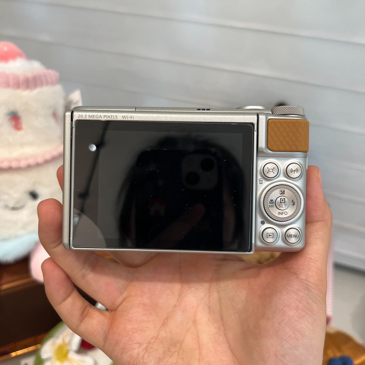 Canon PowerShot SX740 HS Digital Camera 20.3MP 40x Optical Zoom 99