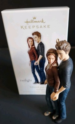 Hallmark Twilight Edward And Bella Figures Vampire Christmas Ornament  2010 New