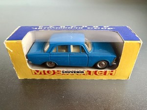 MOSKVITCH 412  ,1974, 1/43,VOITURE CCCP URSS.
