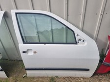 Vw Polo Saloon Estate Caddy 6K Drivers Side Front Door Shell White SS913
