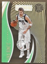 LUKA DONCIC 2019-20 PANINI ILLUSIONS #13 ASTOUNDING GREEN ACETATE BASKETBALL