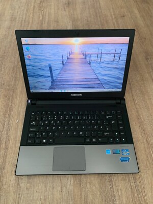 Notebook Akoya S4216 INTEL CORE i3 , 500GB HDD 4GB RAM Gebraucht