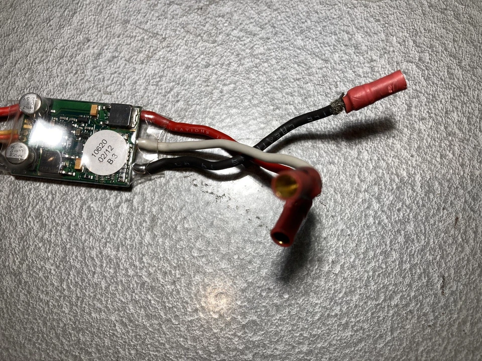 Controlador de velocidad Castle Creations Thunderbird 18 Amp Esc Conector EC2 3s Lipo Foto 3 de 4