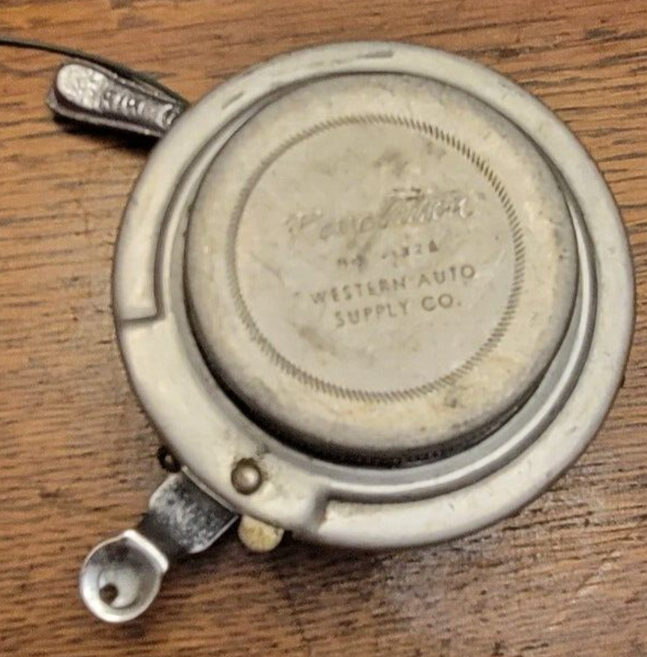Vintage Revelation V1325 Western Auto Supply Vertical Automatic
