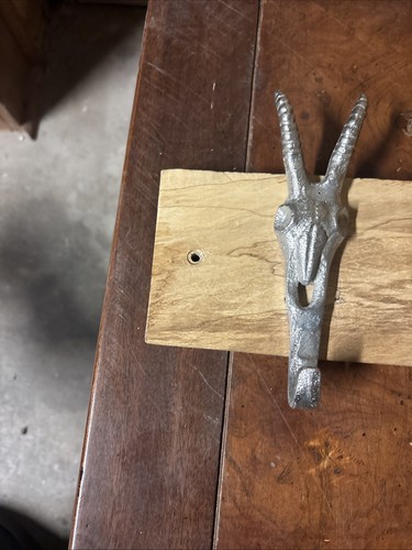 Minimalist Wall Hooks Metal Goat Heads On Wood Hanger 3 - Picture 4 of 5