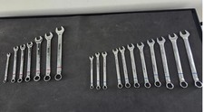 Kobalt 18 Piece Combination Wrench Set SAE Red & Metric Blue Chrome 12 Point