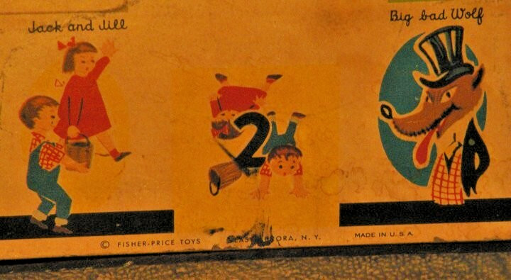 как выглядит Vintage Fisher Price Cash Register Toy 972 from 1960 фото