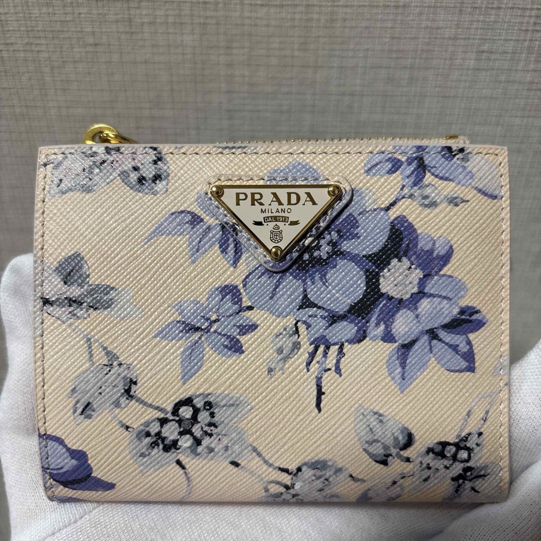New PRADA Floral Print Bifold Wallet for Women