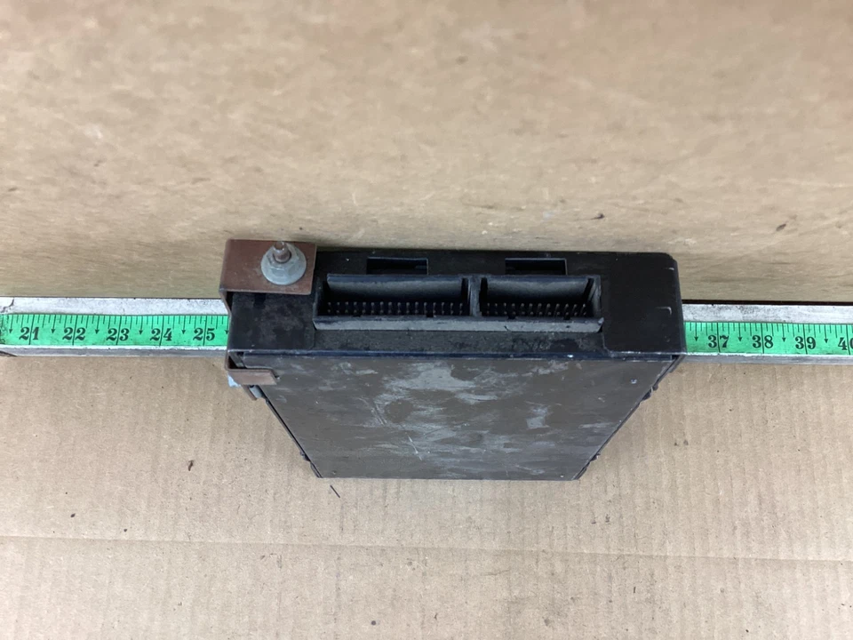 1984 - 1986 Oldsmobile 98 Engine Control Computer 1227065, 590-01713 - Image 3 of 4