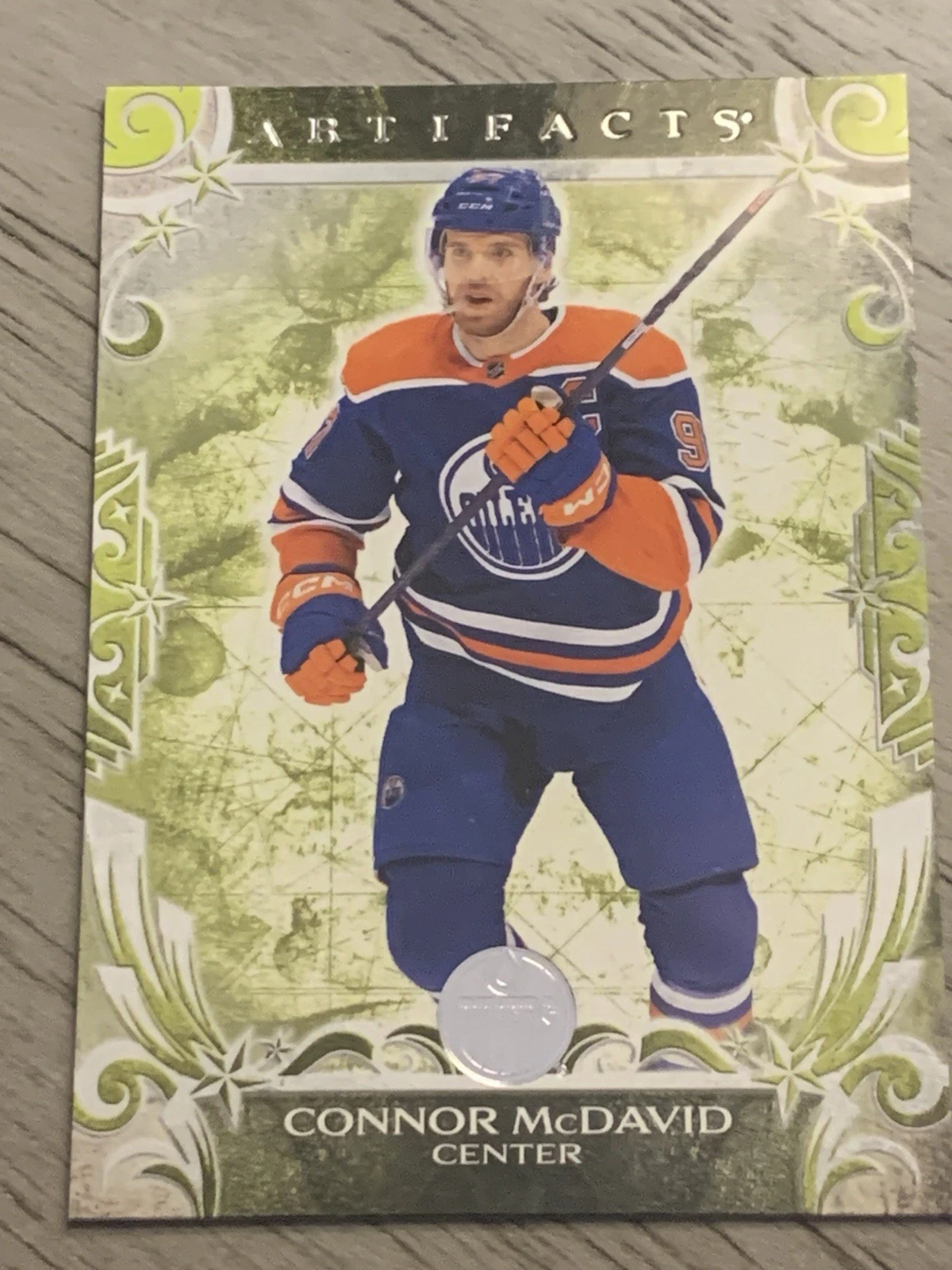 2024-25 Upper deck hockey Artifacts Neon Green Connor Mcdavid 152