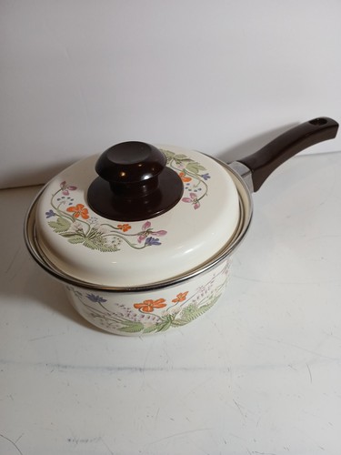Vintage Beautiful Floral CorningWare Metal Enamelware Sauce Pan w Lid