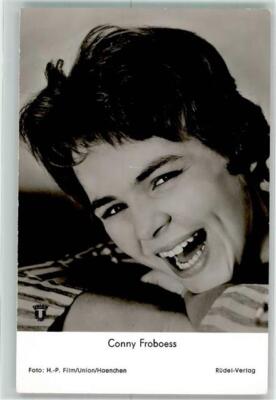 39650327 - Photo Haenchen Conny Froboess in Hupa Hopp Conny Ruedel publisher No.