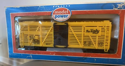 HO Model Power ''MKT The Katy'' 508 Livestock Carrier Train Car/Sliding Doors