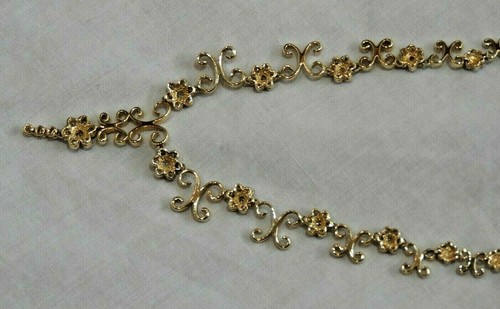 Collar de oro amarillo de 14 K con 15 grupos de flores de diamantes graduadas - Imagen 8 de 9