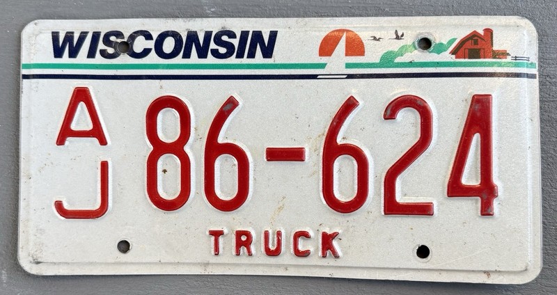 WI Truck License Plate Wisconsin Lic White Red