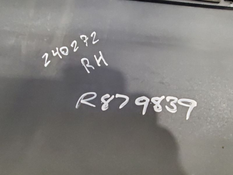 Bentley Continental GT 2006-2010 RIGHT Rocker molding
