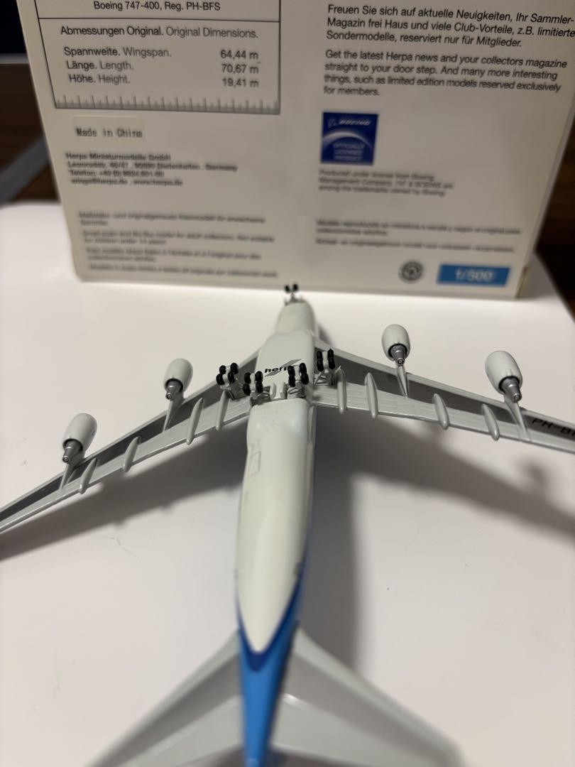 【新品】【絶版】 herpa B747-400 ハウスカラー 1/500 Amazon.co.jp: 品 herpa 1/500 ボーイング747-400 B747-400 JAL