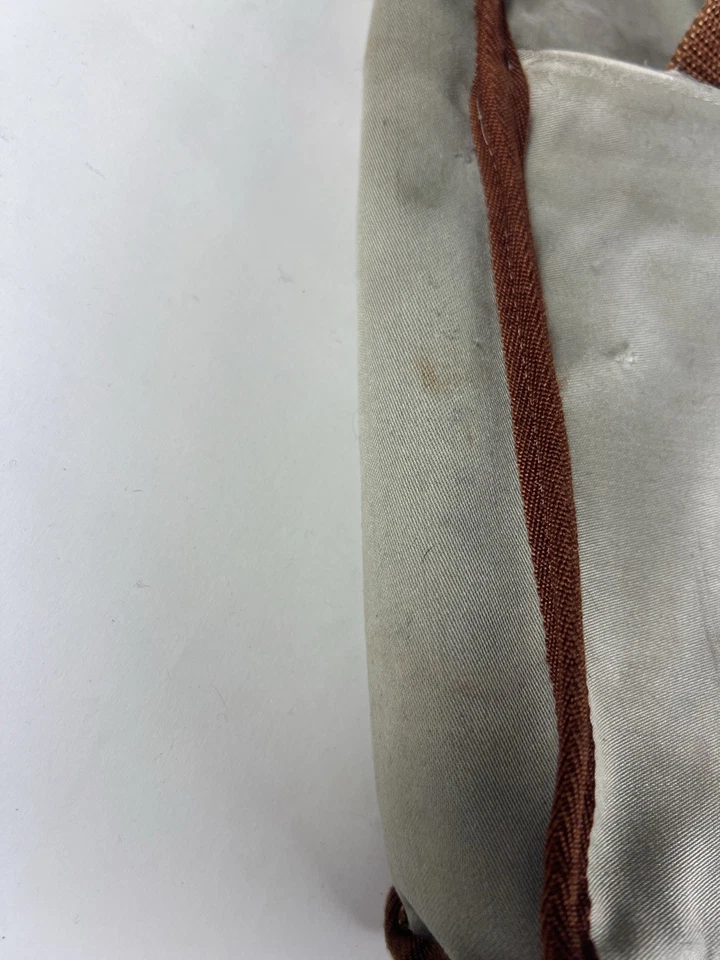 Vintage Leica Khaki Leather Camera Bag With Shoulder Strap - Image 3 of 4