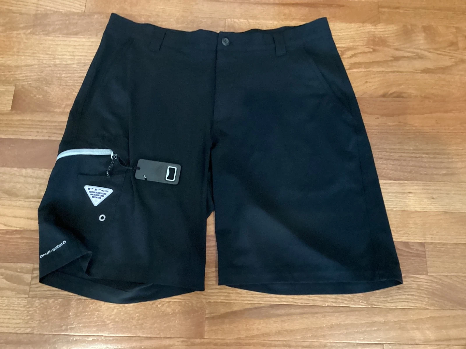 Columbia PFG Omni-Shield Dark Blue Cargo Shorts Sz 36W Fishing Bottle-Opener