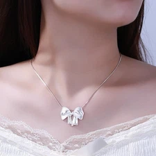 Elegant Bow Pendant Necklace Women's Fashion Copper Collarbone Chain Jewelry