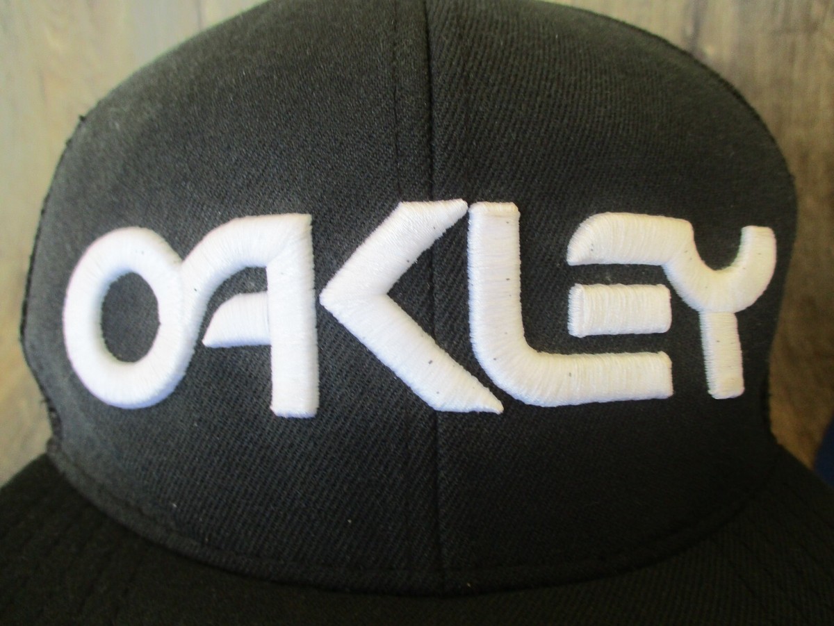 Oakley Snap Back Black Cap Hat - Mesh Back Raised White Stitched
