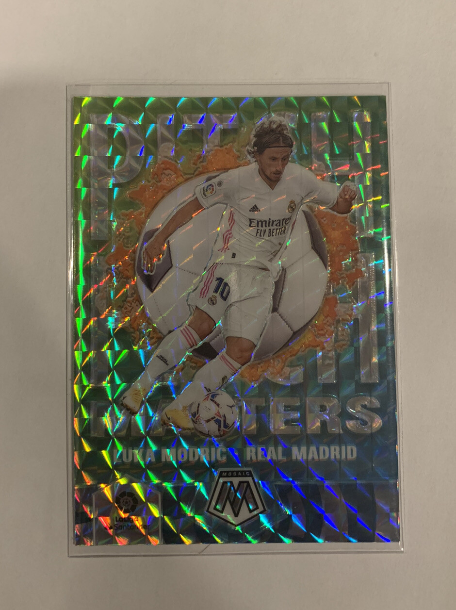 2021 Mosaic La Liga LUKA MODRIC Pitch Masters Silver Prizm Real Madrid
