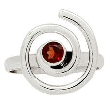 Garnet 925 Sterling Silver Ring - Size 7