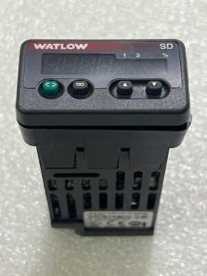 Watlow SD3C-HFUA-AARG 100 To 240VAC Temperature Controller New No Box