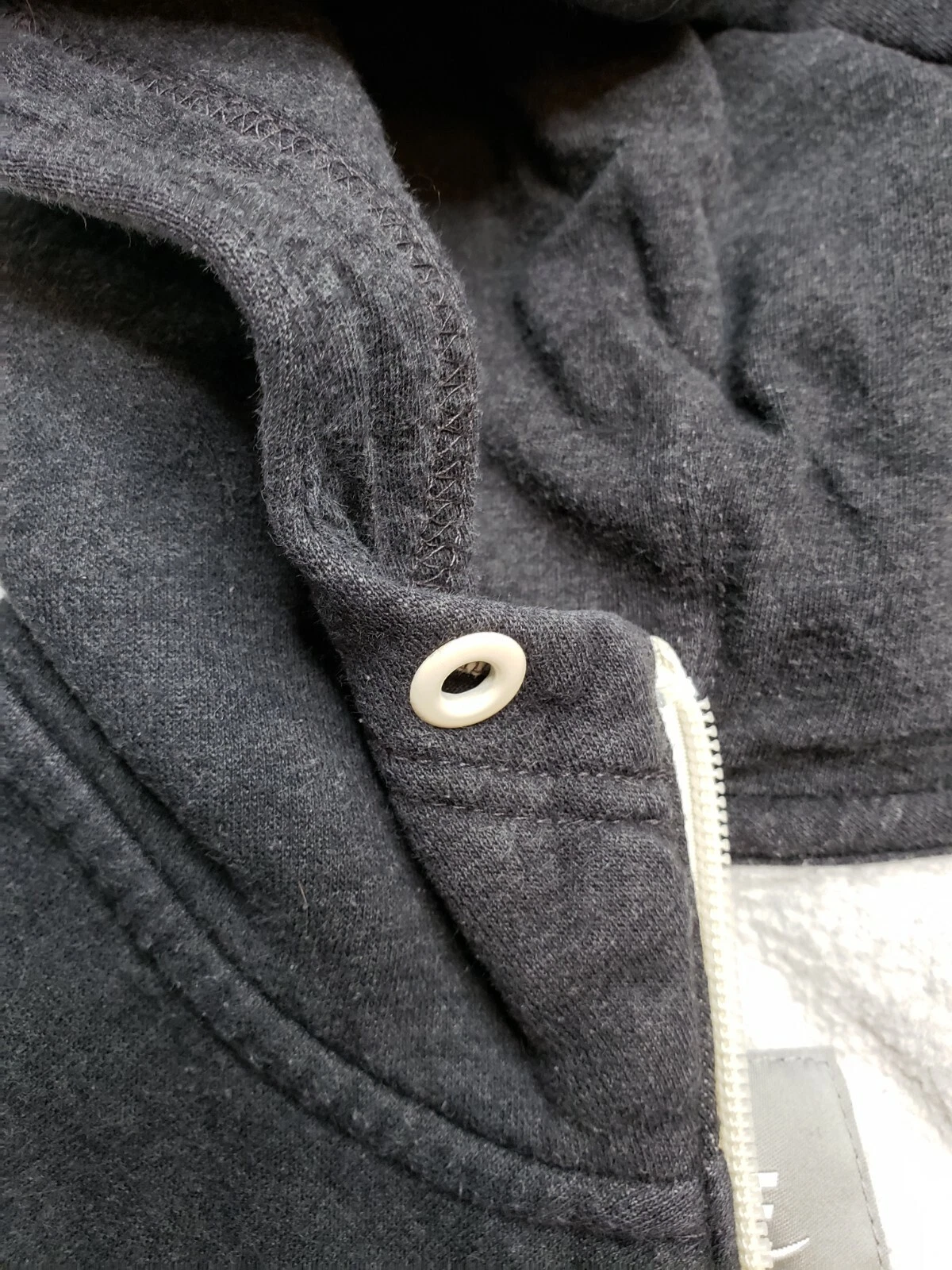 OFF WHITE Felpa con cappuccio e zip intera NIKE vintage anni 90 donna taglia S grigio panna abbigliamento sportivo palestra