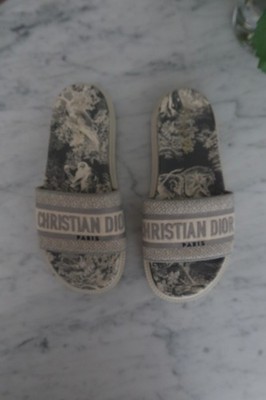CHRISTIAN DIOR DWAY EMBROIDERY TOILE DE JOUY SLIDE SANDALS - SIZE 39.5 EU