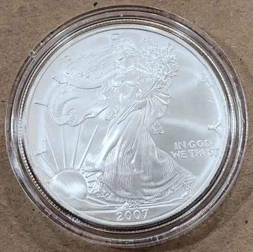2007 LIBERTY AMERICAN EAGLE .999 FINE SILVER DOLLAR COIN 1oz Authentic Beautiful