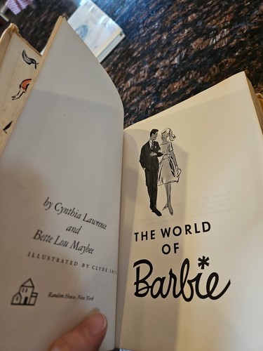 Vintage Barbie Hardcover 1960s The World of Barbie 1962 Here's Barbie & More - Picture 8 of 10