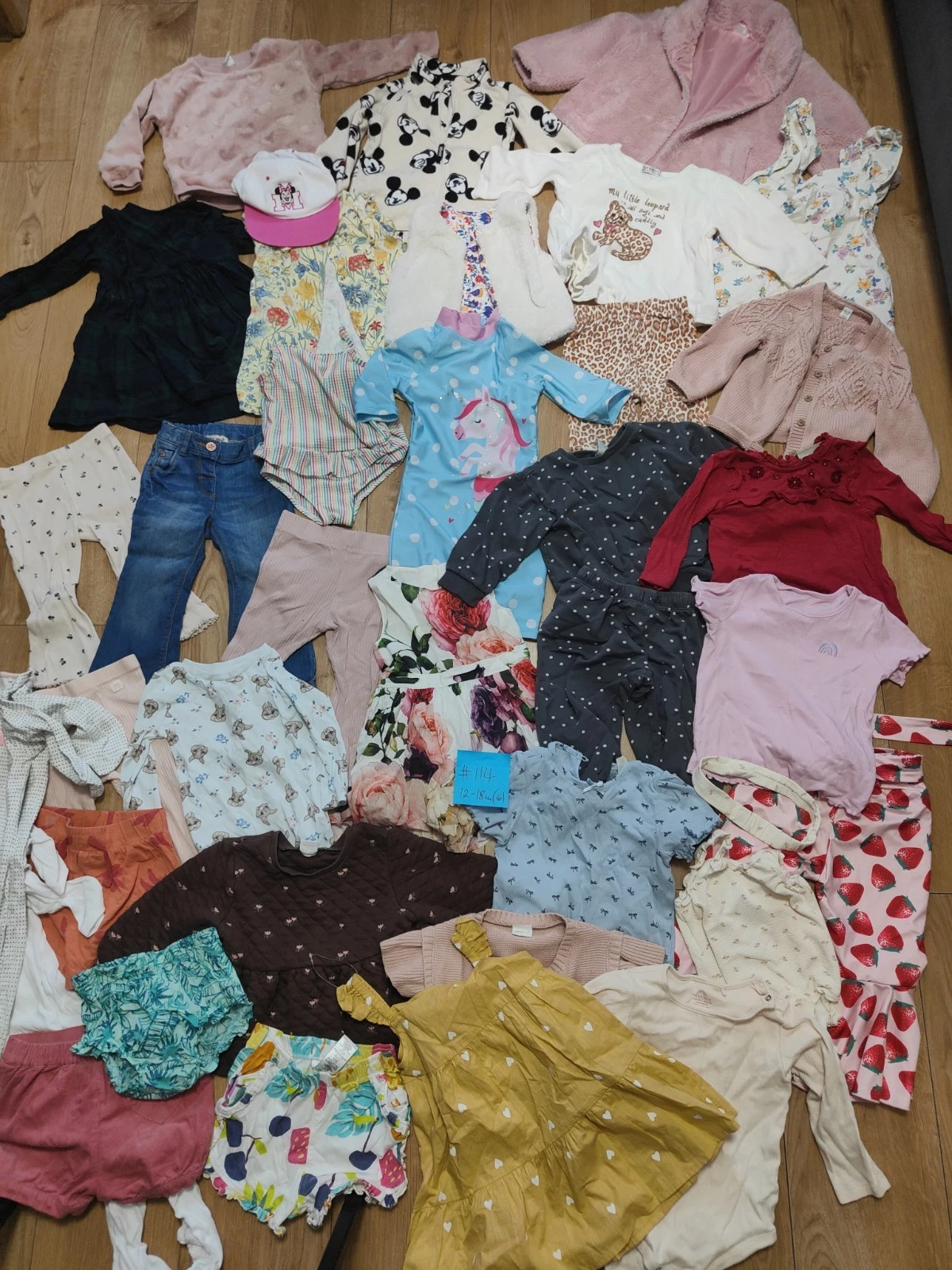 #114💜 Huge Bundle Of Baby Girl Clothes 12-18months NEXT GEORGE H&M NUTMEG ZARA
Opens in a new windo