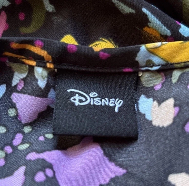 Disney Lion King Simba Women's V-Neck Short Sleeve Scrub Top Size 3X EUC! - Image 3 of 4