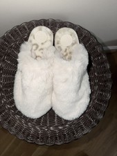 New Anthropologie Faux Fur Slippers White Cream Size S/M 6-7