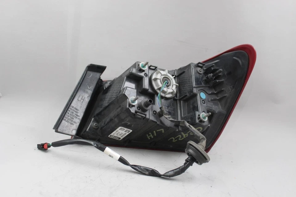 Luz trasera izquierda para conductor montada en cuarto LED 2019-2025 CHEVROLET MALIBU OEM #41276 Foto 2 de 3