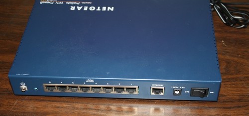 Netgear Prosafe VPN Firewall with 8-port 10/100 Mbps Switch FVS318 v1 - Picture 2 of 3