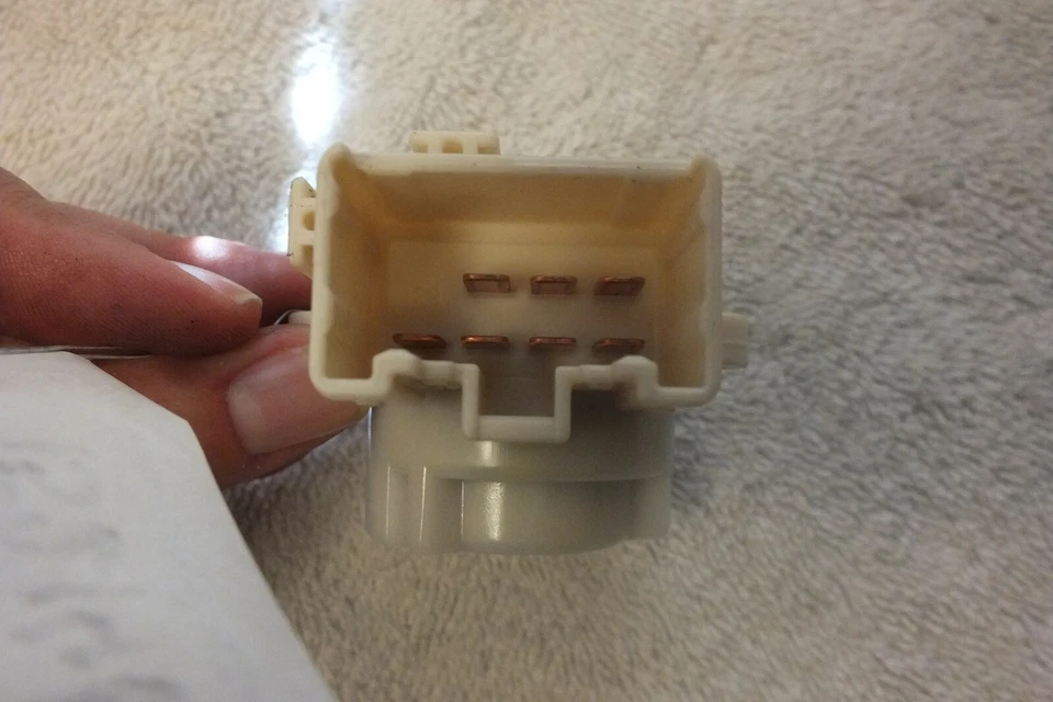 Interruptor de encendido Toyota 4Runner 2003 2004 2005 2006-2022 84450-12200 OEM 1946I Foto 3 de 4