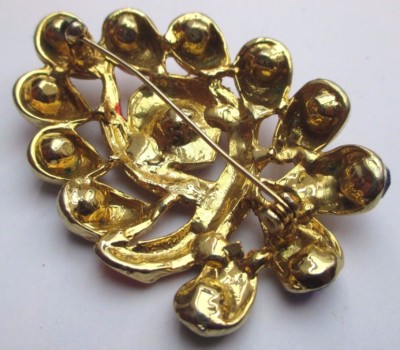 Grande Broche Rétro Vintage Or Et Cristaux De Couleur - État Impeccable