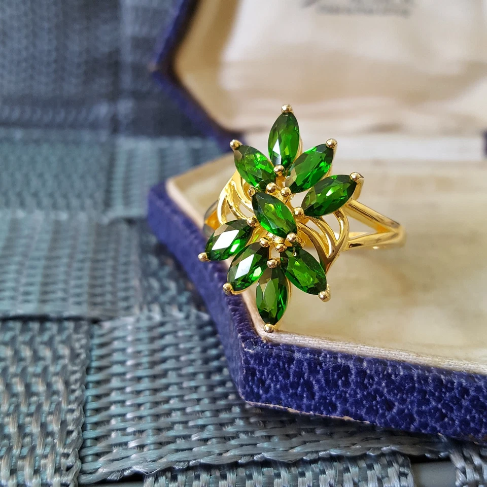 Anillo de plata de ley 925, anillo de diopsido de cromo verde genuino, tamaño T.5 EE. UU. 9.75 Foto 4 de 4