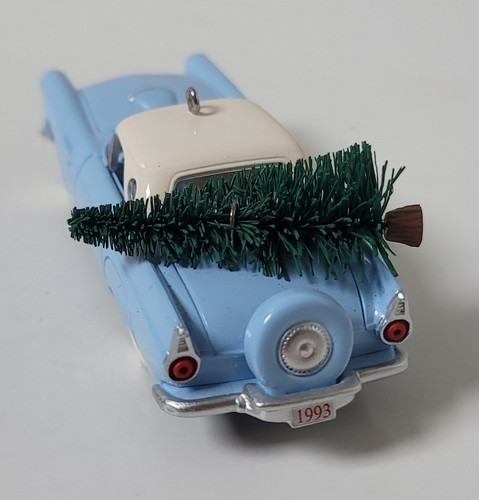 Hallmark Keepsake Ornament ~1956 Ford Thunderbird~ - Picture 6 of 8