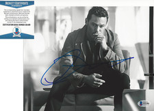 LUKE EVANS SIGNED AUTHENTIC HANDSOME DRACULA ACTOR 8x10 PHOTO BECKETT BAS COA