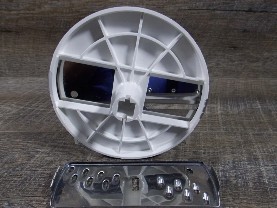 Hamilton Beach Food Processor 702-1 Disc &Blades Replacement Parts - Image 3 of 4