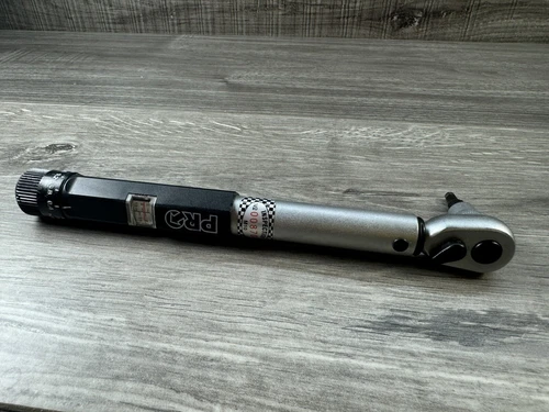 PRO Adjustable Torque Wrench 3-15 Nm Black/Silver