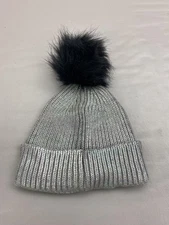 Old Navy Hat Beanie Fitted One Size Grey Heather Faux Fur Pom Knit Womens Winter