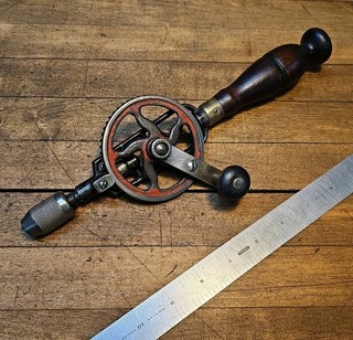 RARE Antique Hand Drill Auger EGGBEATER Bit Brace • MILLERS FALLS #104 TYPE 1!