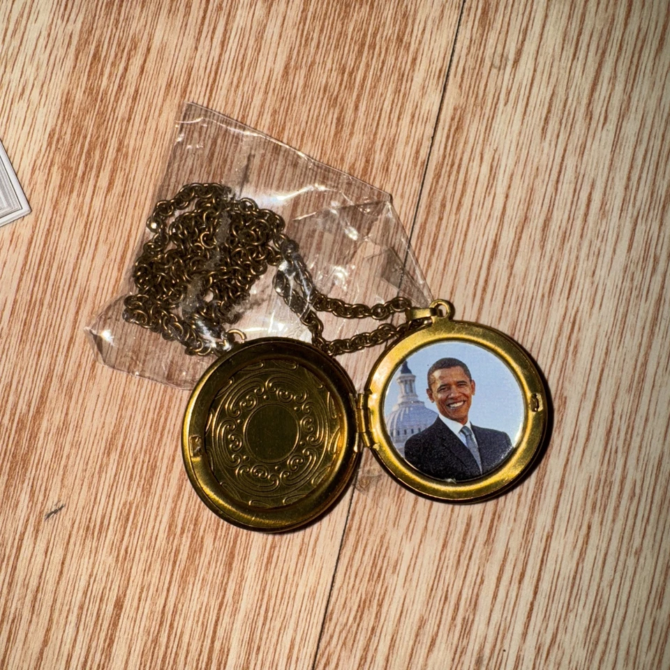 Cards Against Humanity Donald Trump Bug-Out-Bag Complete - Image 3 of 4