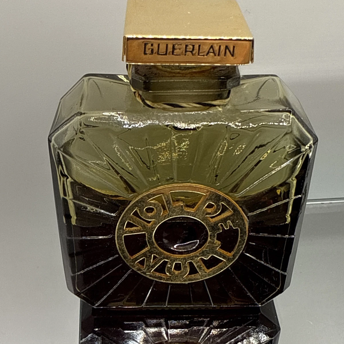 新品未開封 ゲラン VOL DE NUIT ヴォルドニュイ　パルファム 30ml 希少 新品 ゲラン 夜間飛行 ヴォルドニュイ パルファム 香水 30ml