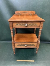 Fine L. HITCHCOCK  Stenciled  MAPLE 2 DRAWER NIGHTSTAND / LAMP SIDETABLE